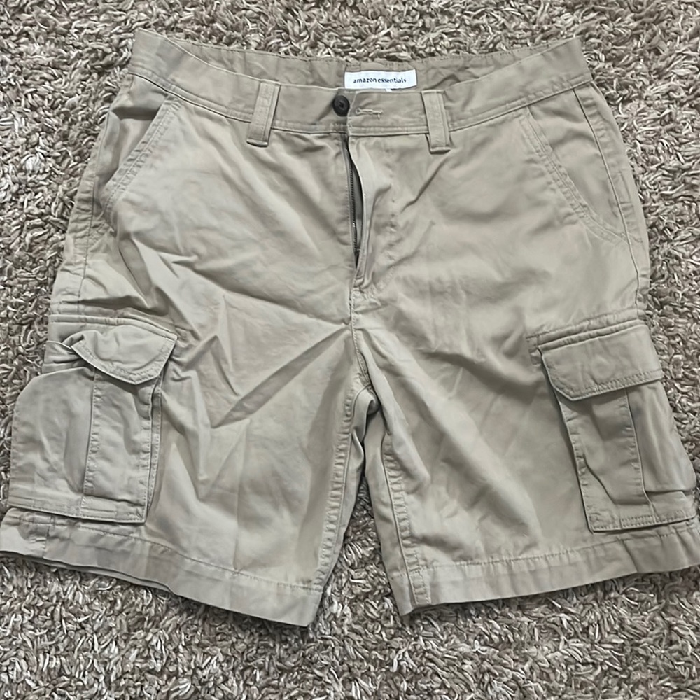 Amazon Basic Men’s Cargo Shorts size 36